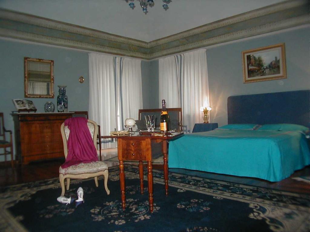 Torre Dei Frati Bed & Breakfast Fossano Szoba fotó